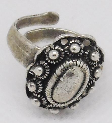 Ovale Zeeuwse knop ring fijn