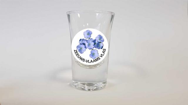 Borrel glaasjes foto Zeeuws Vlaams vlas