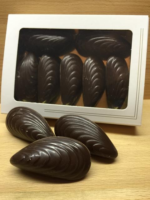 Zeeuwse puur chocolade mosselen (vensterdoos)