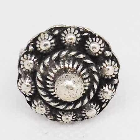 Zeeuwse knop ring met uitstekend bolletje