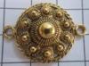 zeeuwse knop plat met rand ruim 2 cm doorsnede tweeoog