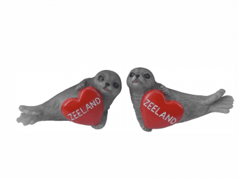Liggende zeehond met rood hart ZEELAND assorti