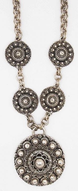 Zeeuwse knop collier