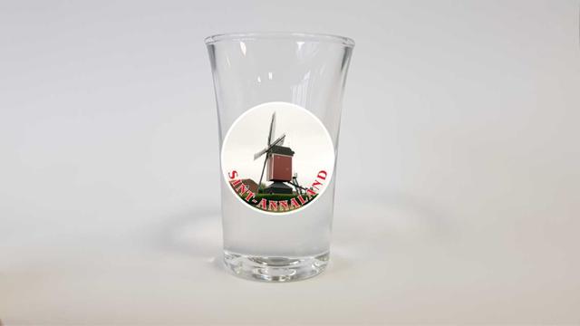 Borrel glaasjes  foto Sint Annaland