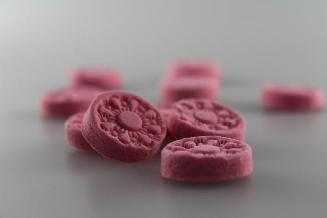 Zeeuwse vruchtenknoopjes gekleurd